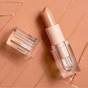 KKW BEAUTY Crème Lipstick